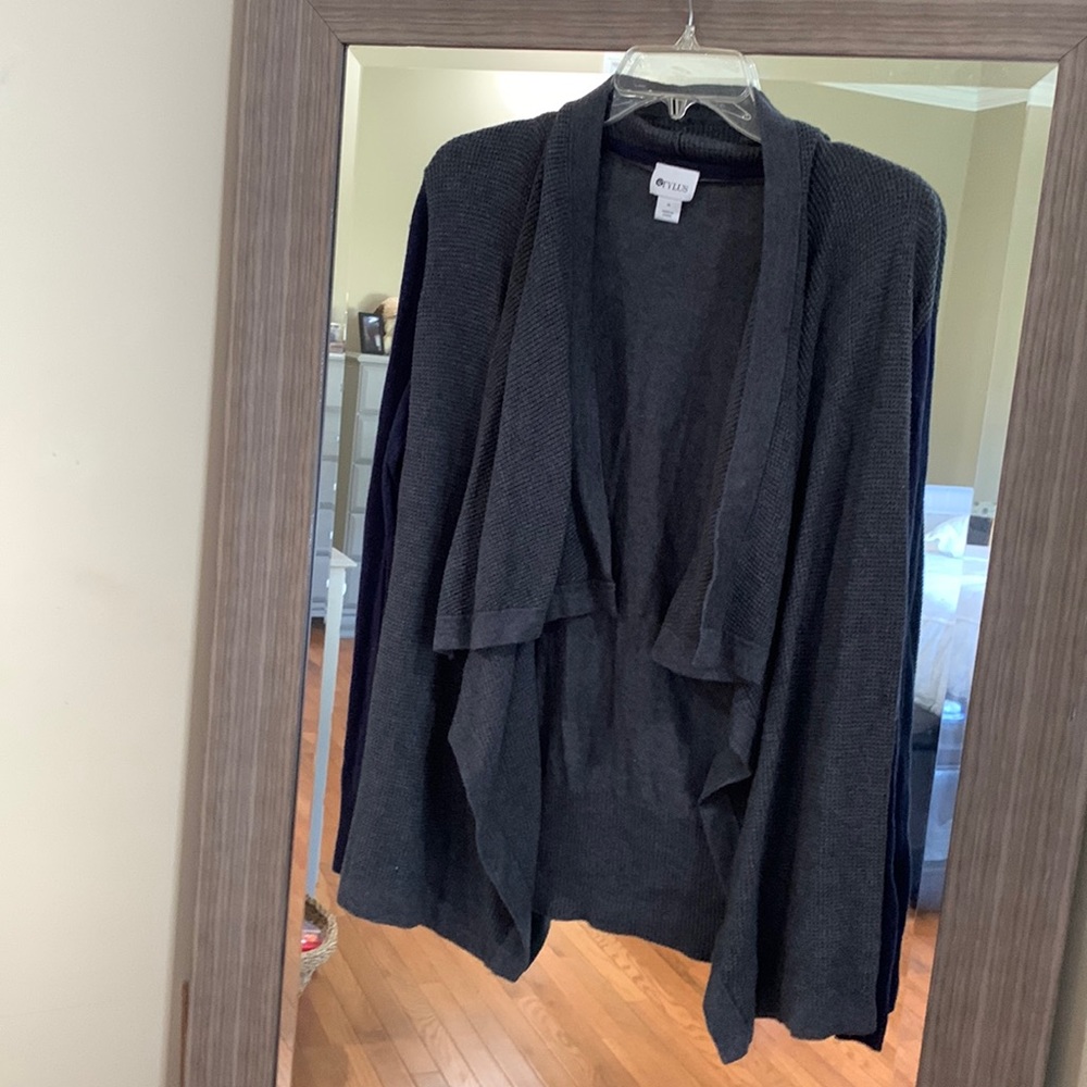 Dark grey and dark blue cardigan. Size M. Brand Stylus